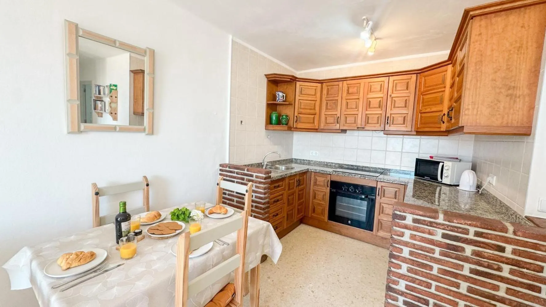 La Casa Croft Apartment Nerja